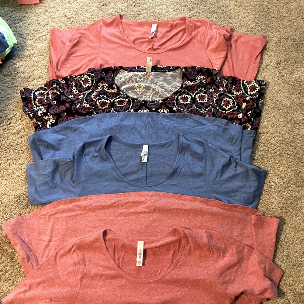 LuLaRoe perfect tee Bundle of four small